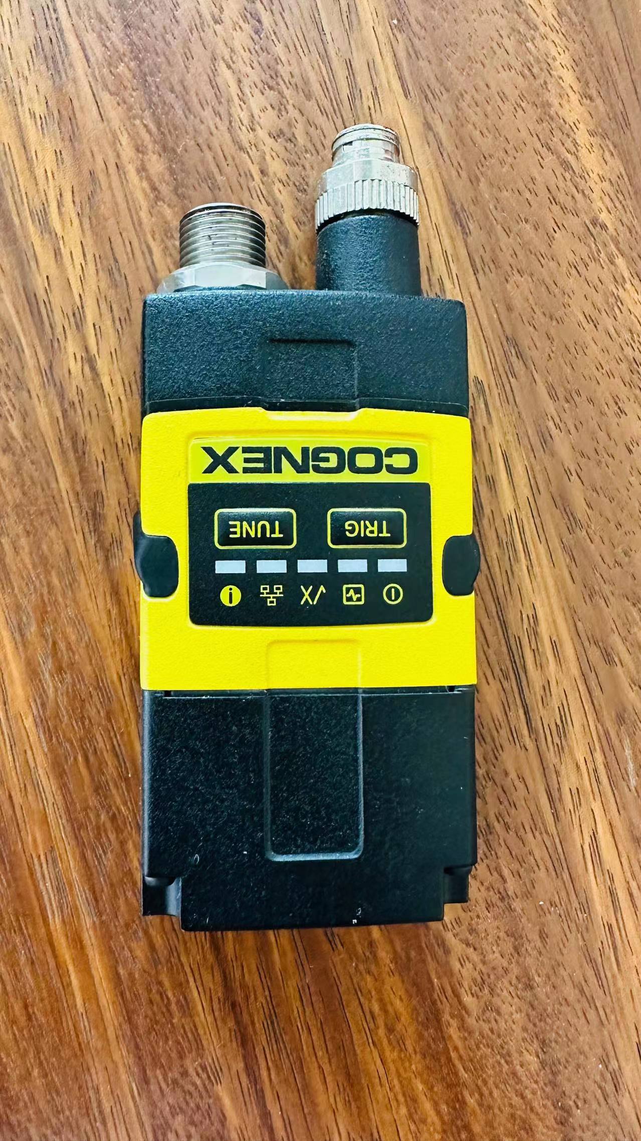 COGNEX-DM262X Code reader